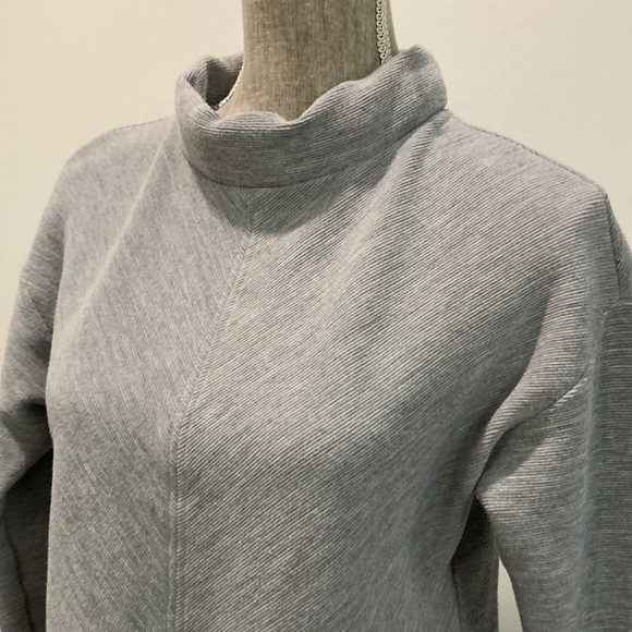 ZARA Grey Mock neck Crop Sweater - Picture 15 of 16
